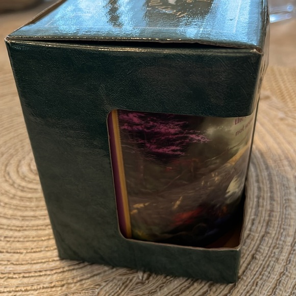 NIB Thomas Kinkade Ivory Porcelain Mug, Painter of Light - Picture 8 of 8